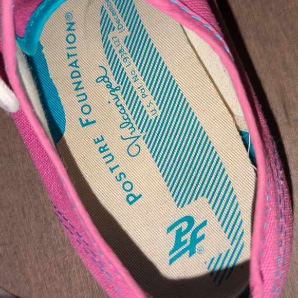 PF Flyer women's Center Lo sneakers, size 10.5, pink - Picture 8 of 8